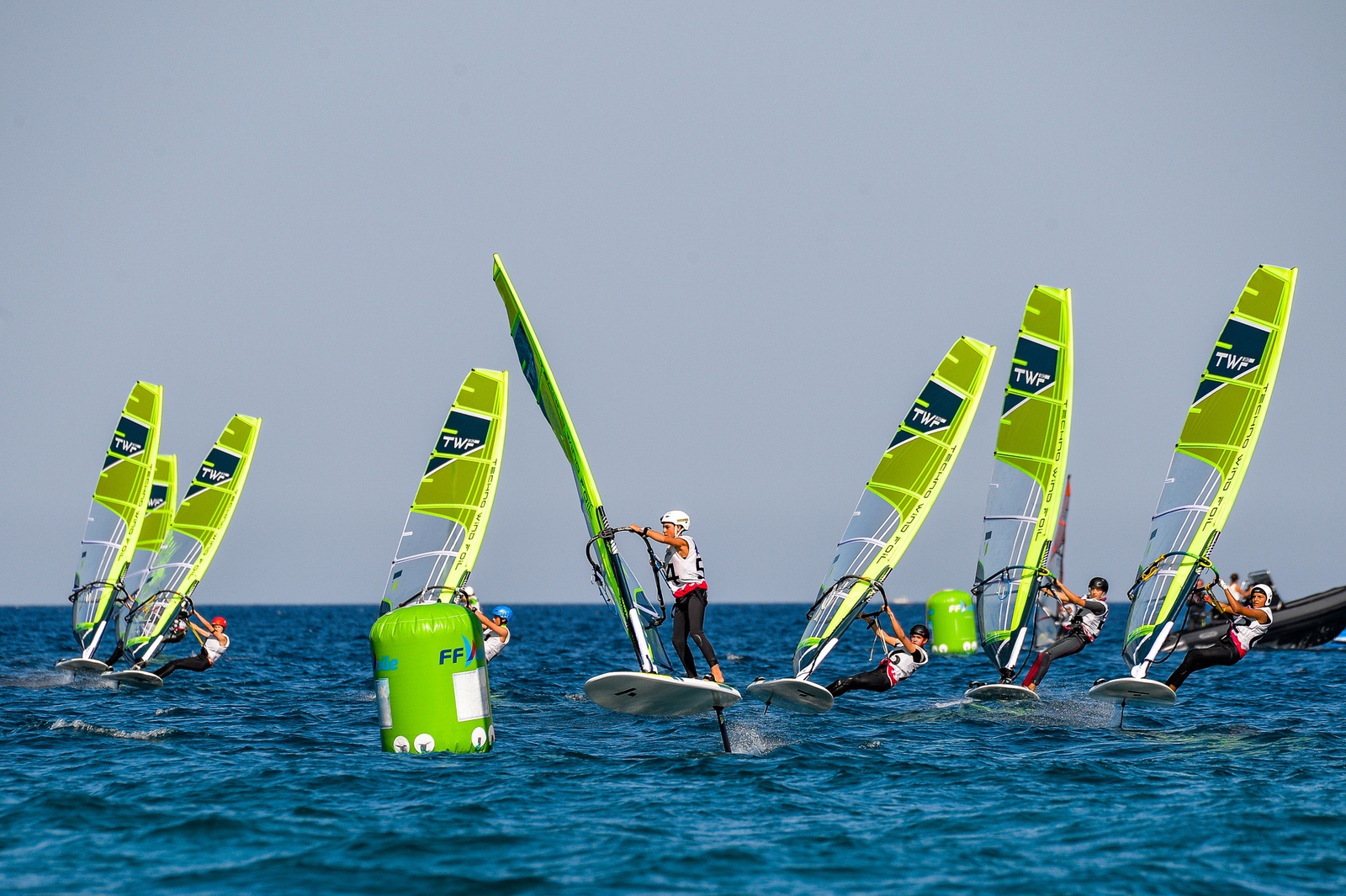 french-windsurf-foil-national-championships-in-leucate-south-of-france